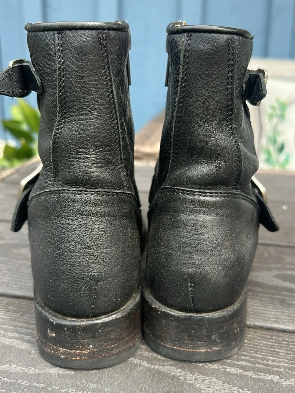 FRYE The Vicky 6
